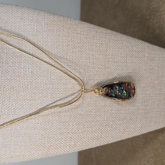 Multi color Dichroic Glass - Picture 3 of 9